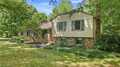 352 Rosewae Avenue, Cortland, OH, 44410 | Card Image