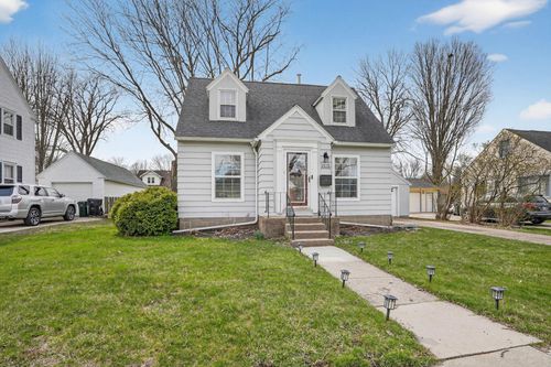 1515 Tremont St, Cedar Falls, IA, 50613-3917 | Card Image