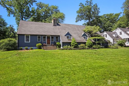 386 Franklin Rd, North Brunswick, NJ, 08902-2718 | Card Image