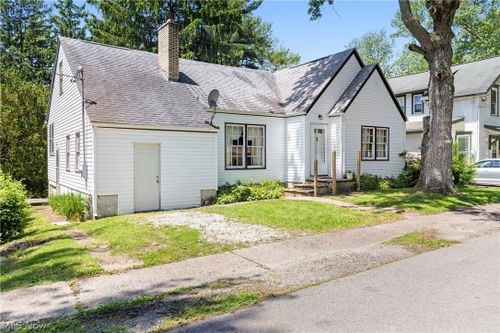 291 East St, Mount Pleasant, OH, 43939-7704 | Card Image