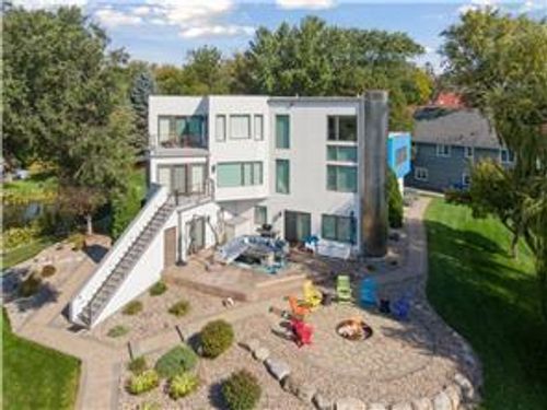 9235 Lake Riley Blvd, Chanhassen, MN, 55317-8654 | Card Image