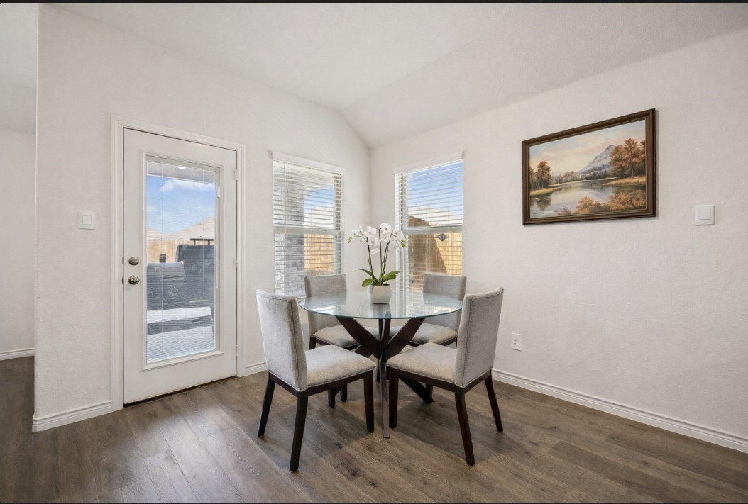Residential Lease in Aubrey