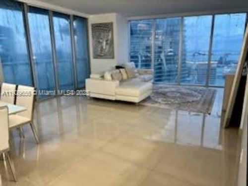 5402-465 Brickell Ave, Miami, FL, 33131-4025 | Card Image