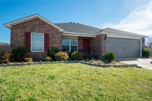 1426 S Apollo Dr, Fayetteville, AR, 72701-0907 | Card Image