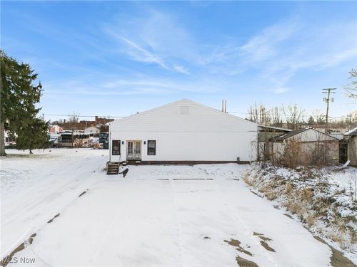 115 E Ely St, Alliance, OH, 44601-1808 | Card Image