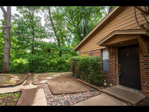 5714 Cedar Creek Dr, Benbrook, TX, 76109-5771 | Card Image
