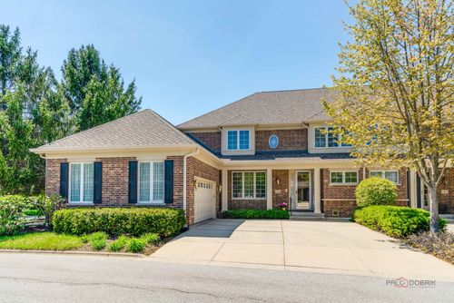 2148 Royal Ridge Dr, Northbrook, IL, 60062-8605 | Card Image