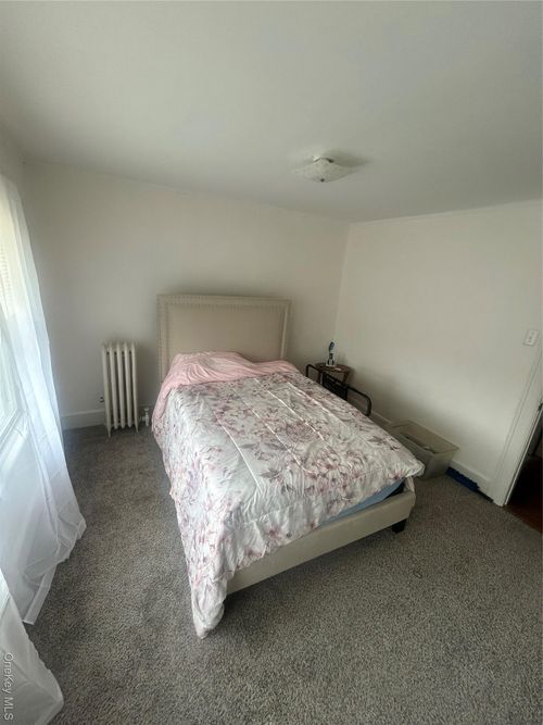 12003 28th Ave, Flushing, NY, 11354-1071 | Card Image