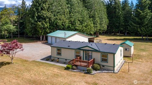37848 Schulze Rd, Concrete, WA, 98237-9525 | Card Image