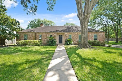3103 Fairway Dr, Sugar Land, TX, 77478-4026 | Card Image