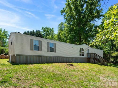 111 Otter Ridge Rd, Leicester, NC, 28748-0438 | Card Image