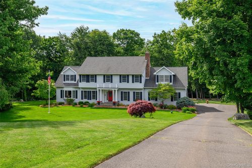 7 Huntington Connecticut Lane, New Fairfield, CT, 06812 | Card Image