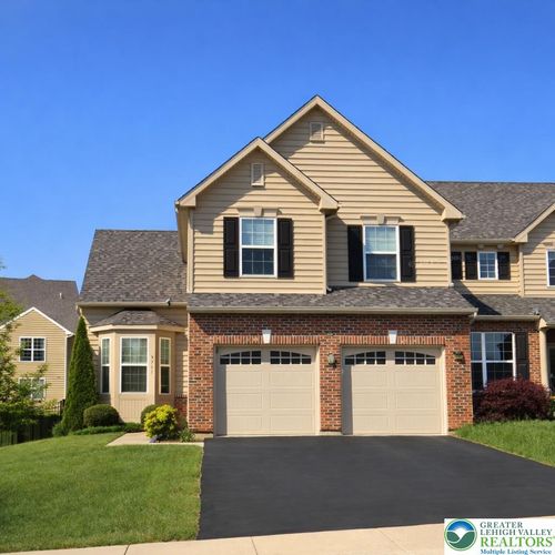 9701 Viceroy Ln, BREINIGSVILLE, PA, 18031-2149 | Card Image