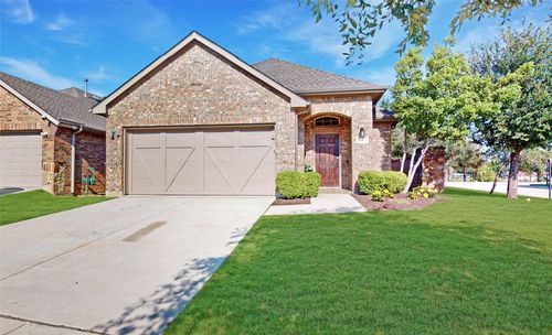 751 Kirby Dr, Argyle, TX, 76226-7201 | Card Image