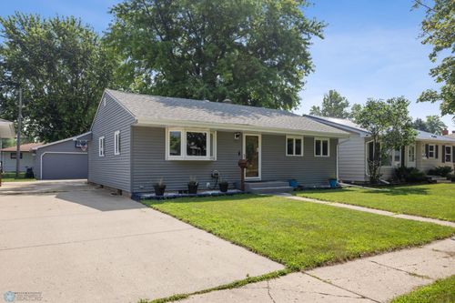 1228 15th St N, Moorhead, MN, 56560-1729 | Card Image