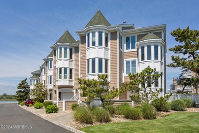 4 Grand Pointe Way, Condo with 3 bedrooms, 3 bathrooms and null parking in Sea Bright NJ | Image 1