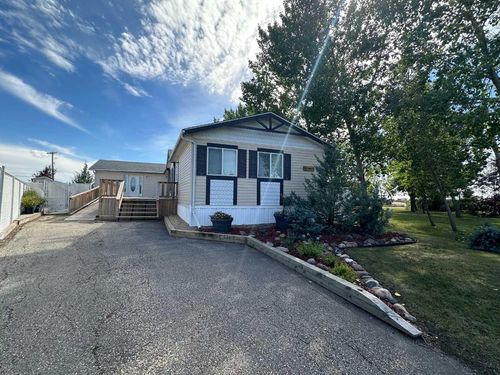 452 1 St Sw, Falher, AB, T0H1M0 | Card Image