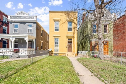 830 York St, Cincinnati, OH, 45214-2236 | Card Image