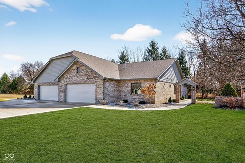 2327 Mimosa Ln, Anderson, IN, 46011-9782 | Card Image