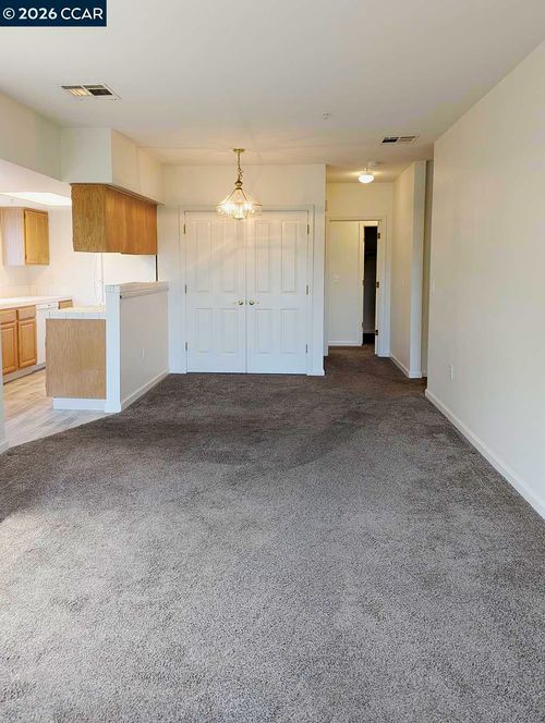 111 Stone Pine Ln, San Ramon, CA, 94583-1500 | Card Image