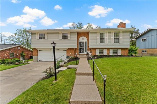 9 Bonnie Ln, Southgate, KY, 41071-3146 | Card Image