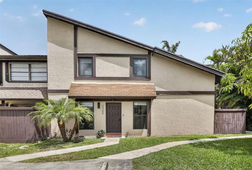 2360-2360 Bayberry Dr, Pembroke Pines, FL, 33024-3025 | Card Image