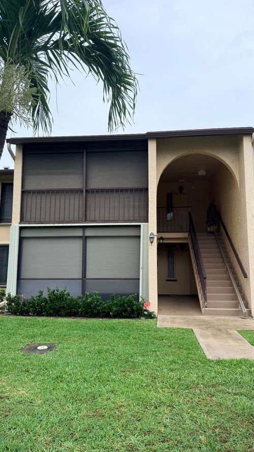 f2-813 Sky Pine Way, Greenacres, FL, 33415-9032 | Card Image