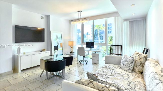 APT-504 - 50 S Pointe Dr, Condo with 0 bedrooms, 1 bathrooms and null parking in Miami Beach FL | Image 6