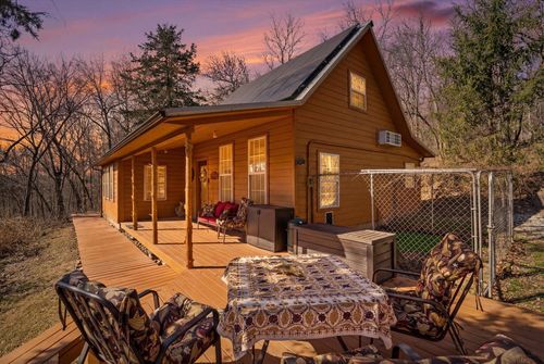 340 Mcnatt Rd, Neosho, MO, 64850-7912 | Card Image