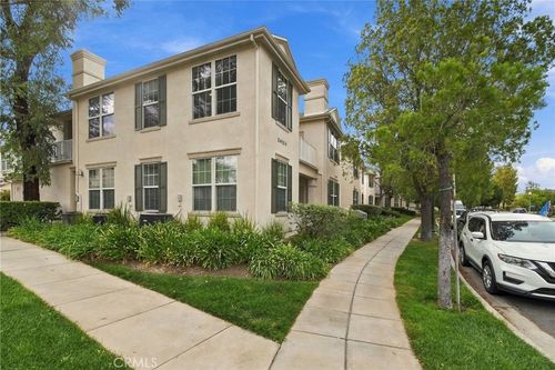 57-24124 Victoria, Valencia, CA, 91355 | Card Image