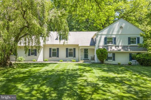 833 Great Springs Rd, BRYN MAWR, PA, 19010-1719 | Card Image