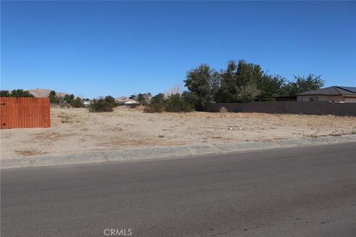 158 S Newmont Ave, Lake Los Angeles, CA, 93535 | Card Image