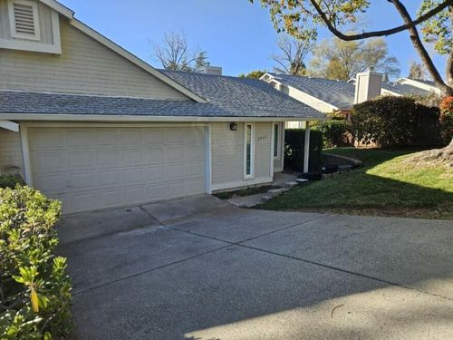 2007 Country Villa Dr, Auburn, CA, 95603-9004 | Card Image