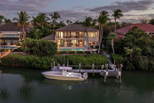 65 Lighthouse Point Dr, LONGBOAT KEY, FL, 34228-3918 | Card Image