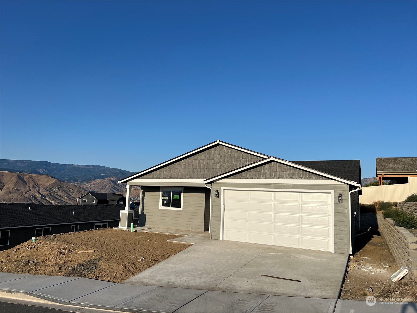 Macaw Ave, East Wenatchee, WA 98802