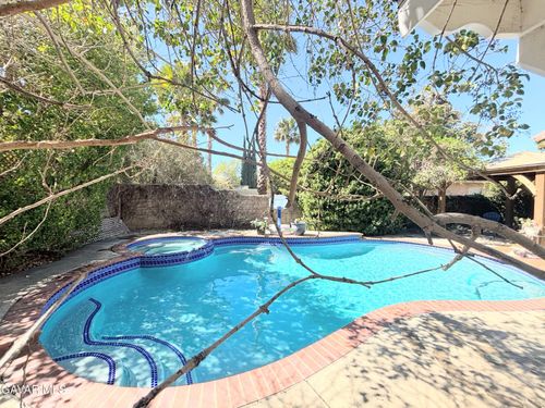 2658 Paxton Ave, Palmdale, CA, 93551-1554 | Card Image