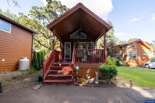 192-8372 Enchanted (#192) Wy Se, Turner, OR, 97392 | Card Image