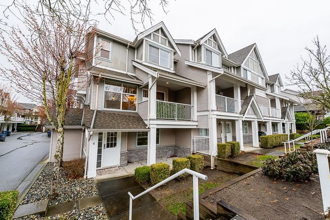 6 - 6555 192 A Street, Townhouse with 3 bedrooms, 2 bathrooms and 4 parking in Surrey BC | Image 1