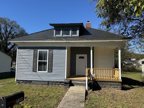 726 Childers St, Pulaski, TN, 38478-2506 | Card Image