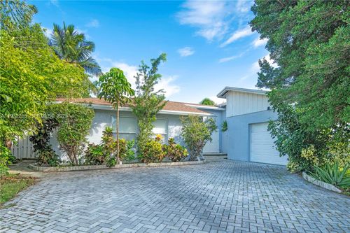4093 Nw 1st Pl, Deerfield Beach, FL, 33442-8011 | Card Image