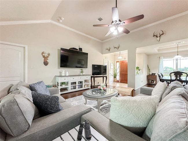 2818 Rustic Wood Ln, House other with 3 bedrooms, 2 bathrooms and 2 parking in Rosharon TX | Image 8