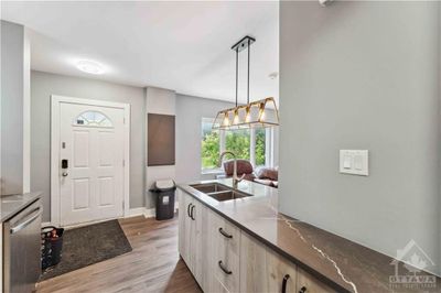 1238 Heron Rd, House other with 5 bedrooms, 2 bathrooms and 2 parking in Ottawa ON | Image 2