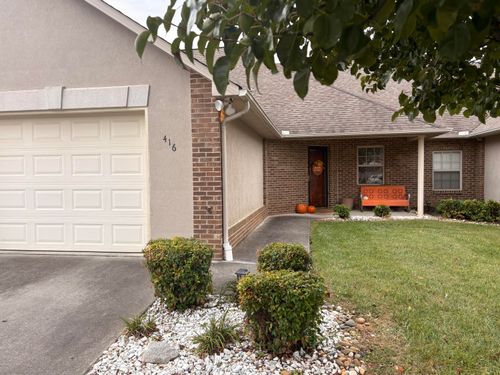 416 Lochmere Greene Dr, Morristown, TN, 37814-2161 | Card Image