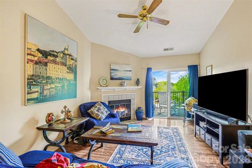 apt-302-18809 Nautical Dr, Cornelius, NC, 28031-0018 | Card Image