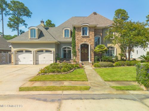 11474 Stanton Cir, Gulfport, MS, 39503-6113 | Card Image