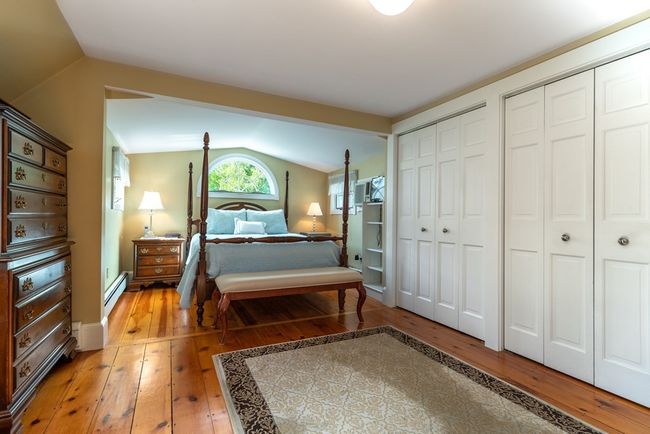 202 Bridge St, House other with 3 bedrooms, 3 bathrooms and 5 parking in Beverly MA | Image 20