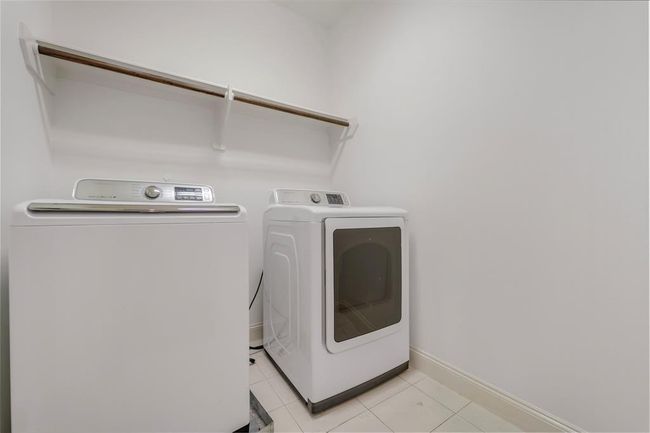 2202 Lakeshore Edge Dr, House other with 3 bedrooms, 5 bathrooms and 2 parking in Houston TX | Image 27