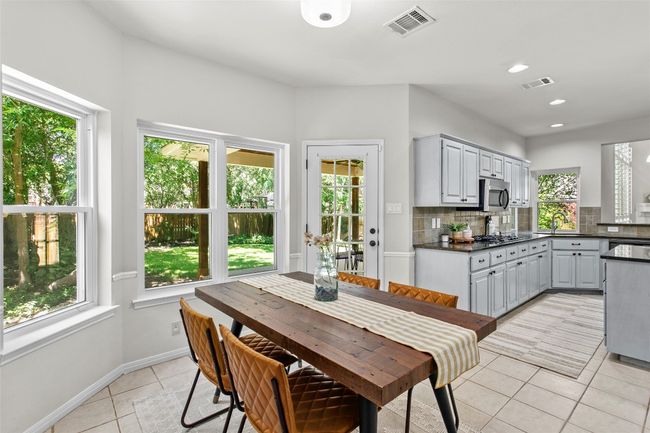 Every day dining space | Image 18