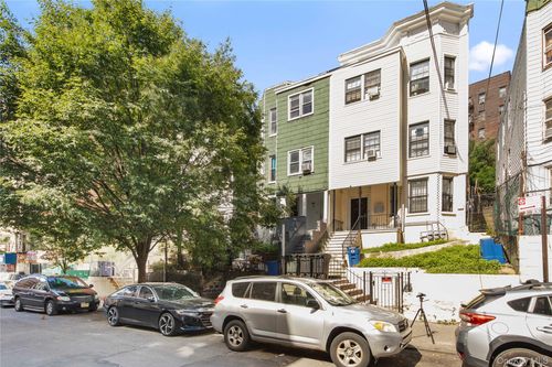 2707 Decatur Ave, Bronx, NY, 10458-3881 | Card Image