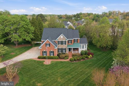 1220 Admiral Zumwalt Ln, Herndon, VA, 20170-2407 | Card Image